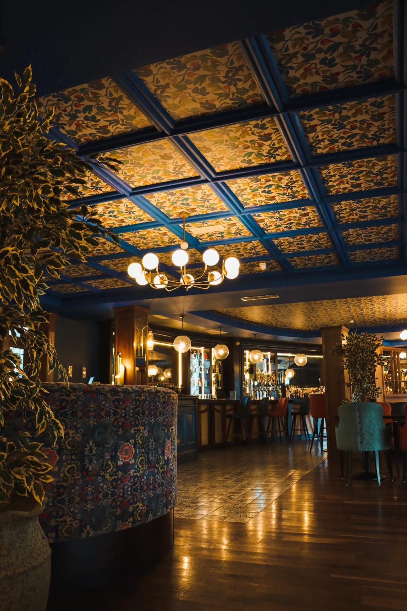 Amber Springs Hotel Gorey Exteriör bild